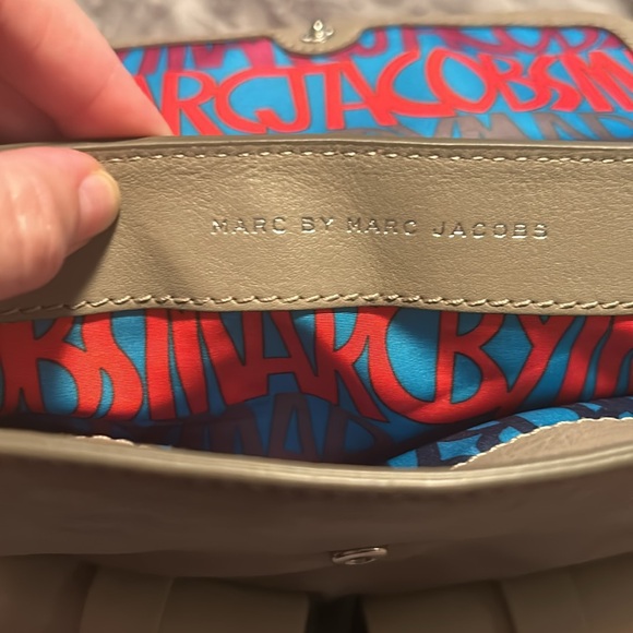 Marc By Marc Media/ipad cross body bag - Picture 3 of 7